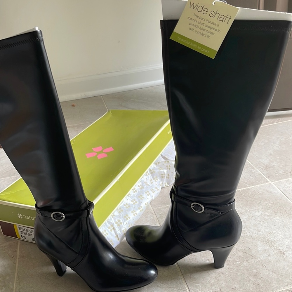 Naturalizer Bella black boots